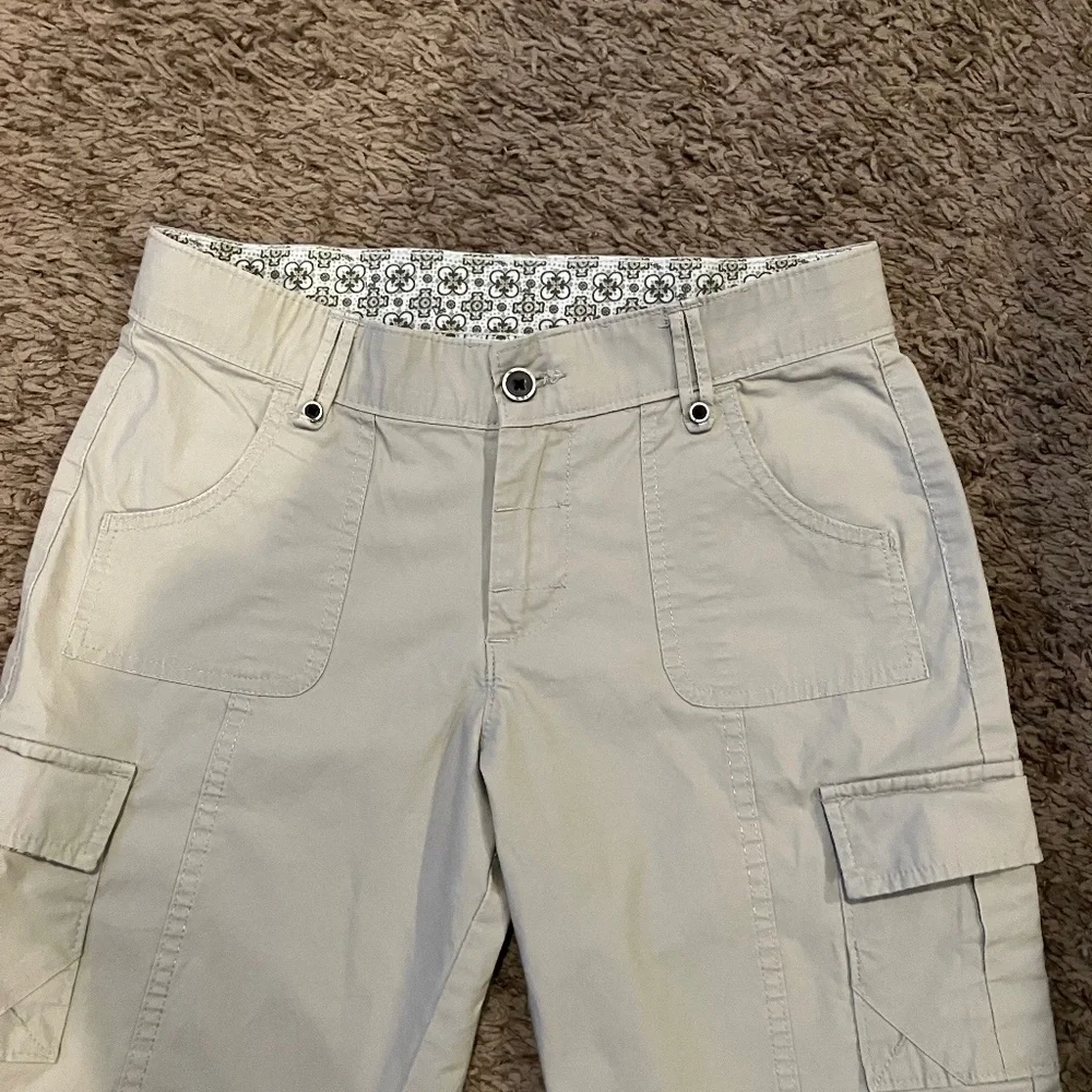Cargo Adjustable Length Shorts Size 4P